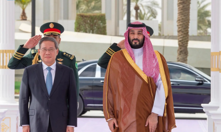 Chinese Premier Meets Crown Prince Mohammed bin Salman