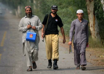 Bajaur–Polio worker and policeman gunned down