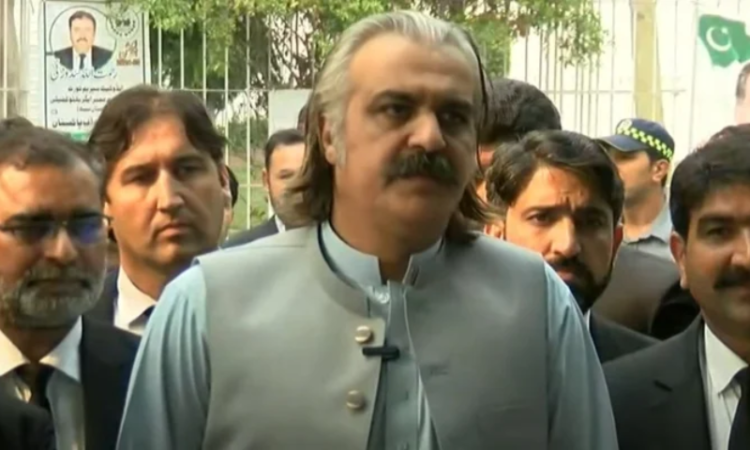 Gandapur rejects Constitutional Amendment, threatens to block entire country