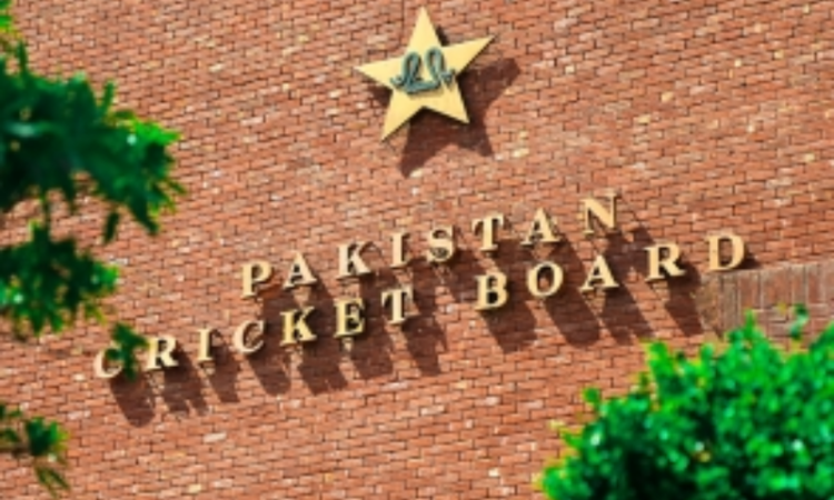 Imad, Fakhar, and Sarfaraz excluded from PCB central contract