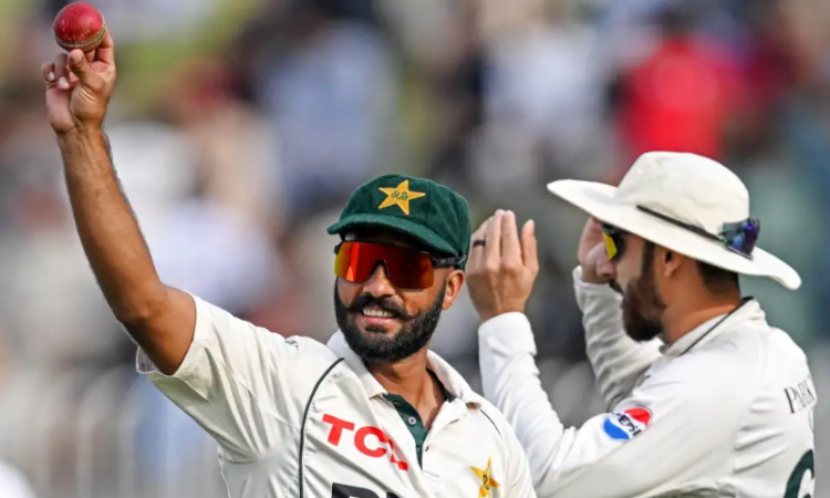 3rd Test- Pakistan 73/3 at stumps on day 1 after England bowled out for 267