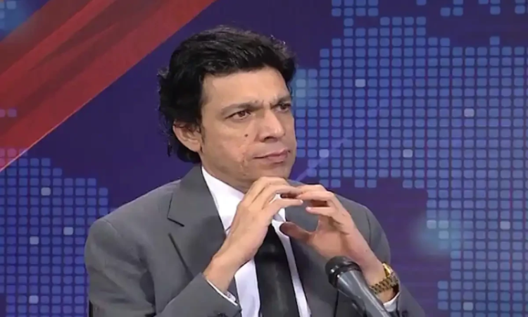 Faisal Vawda criticizes Bushra Bibi’s remarks, warns of legal action against PTI protests