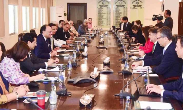 IMF mission team meets Finance Minister.