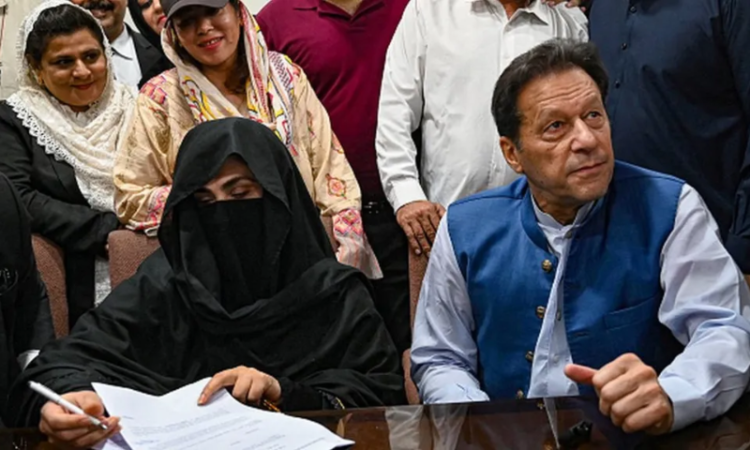 Imran Khan, Bushra Bibi receive 14-page questionnaire in £190 million settlement case