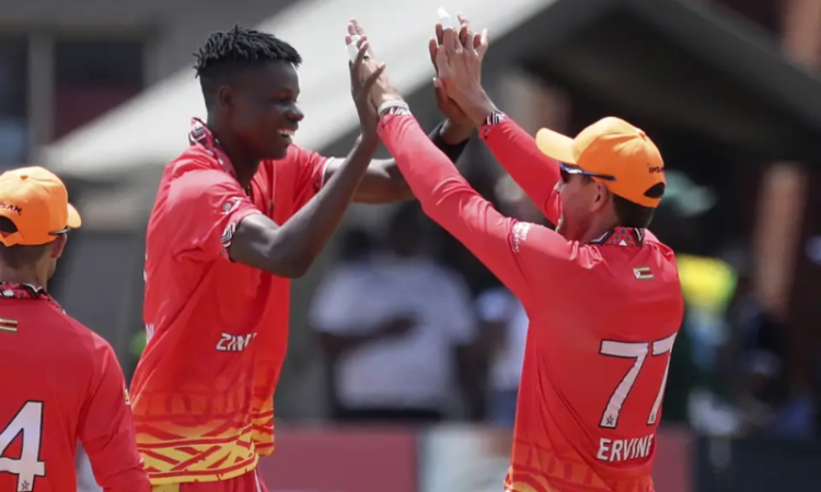 First ODI: Zimbabwe defeats Pakistan under DLS method