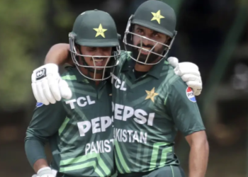 Pakistan thrashes Zimbabwe by 10 wickets to level ODI series