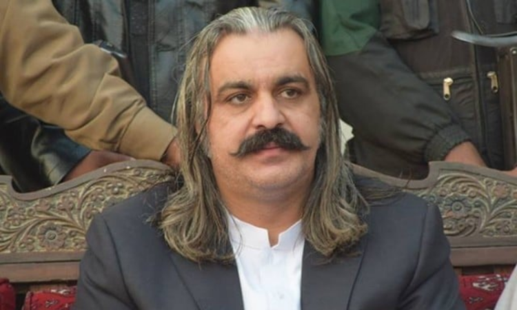 Gandapur vows loyalty to Imran Khan, ready for civil disobedience,