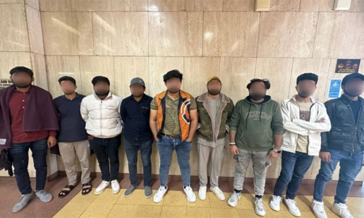 Nine Pakistanis deceived by agents detained upon arrival from Cambodia