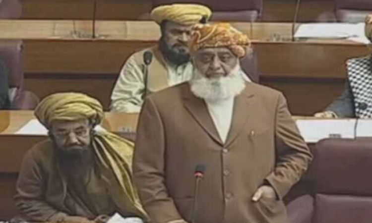 Fazlur Rehman warns government of street protests over seminary bill