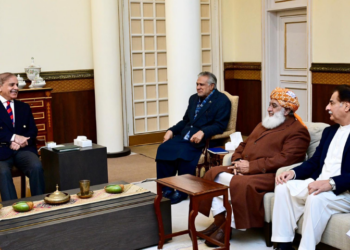 Fazl expects 'good news' as PM orders swift resolution of madrassa bill controversy