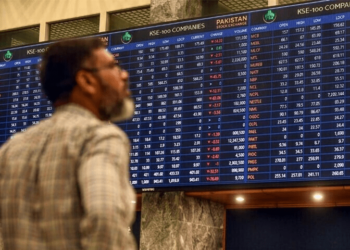 PSX surges as KSE-100 index gains over 3,900 points