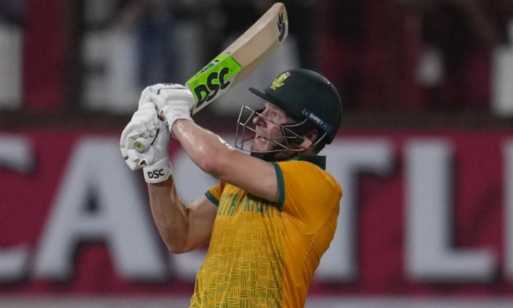 South Africa defeats Pakistan in first T20I thriller