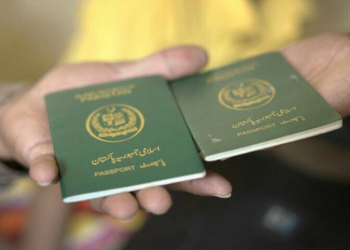 Pakistan blocks passports of over 10,000 criminals in Iran