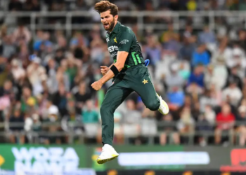 Afridi's heroics shine as Pakistan clinch ODI series against South Africa