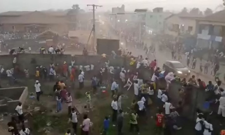 Guinea football stadium stampede leaves 56 dead