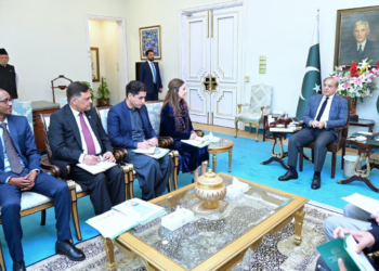 PM calls for enhanced technology in health sector and intensified polio eradication efforts