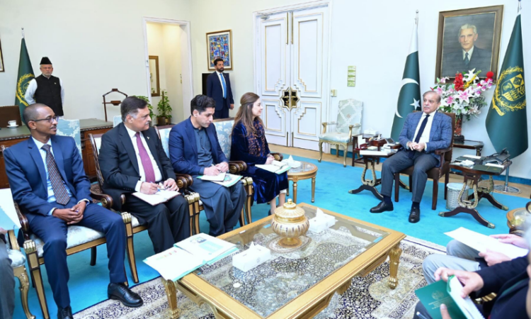 PM calls for enhanced technology in health sector and intensified polio eradication efforts