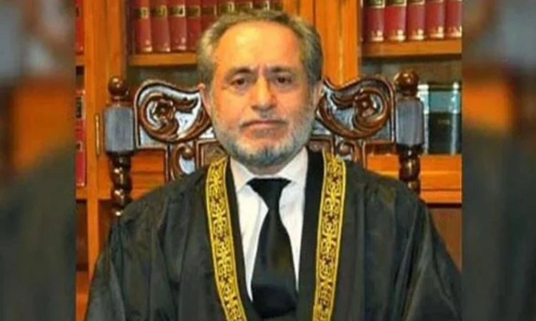 Justice Jamal Mandokhail declines committee meeting over contempt of court proceedings