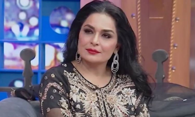 “I think no one loves me” Meera opens up about her marriage.