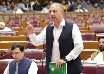 Opposition stages protest during NA session