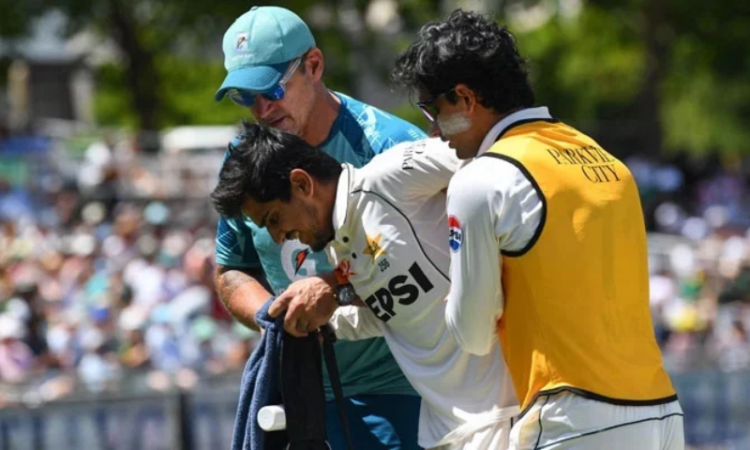 Saim Ayub twists ankle during fielding in second South Africa test