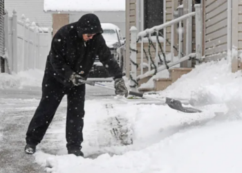 Blizzards, ice, and freezing rain grip millions across U.S. as winter storm intensifies