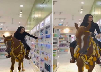 Saudi woman shops on horseback to promote Equestrianism