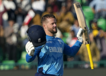 Duckett smashes Champions Trophy record with historic knock