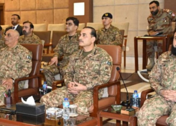 COAS vows to defeat 'frenemies' after terrorist attack in Balochistan