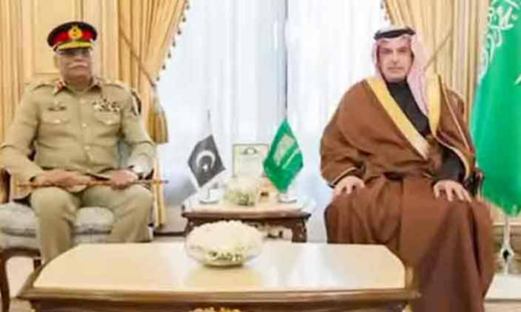 Gen Sahir Shamshad meets Saudi military leadership.