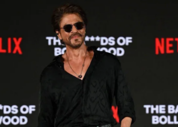 Shah Rukh Khan urges fans to support his children’s Bollywood journey