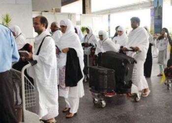 Pakistani Umrah pilgrims offloaded for lacking polio vaccination certificates