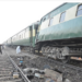 Two bogies of Karachi-Lahore Pak Business Express derail at Karachi Cantt station