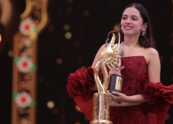 17-year-old Nitanshi Goel wins IIFA best actress, beating Alia Bhatt & Katrina Kaif