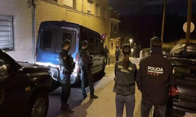 10 Pakistanis arrested in Spain on terrorism charges