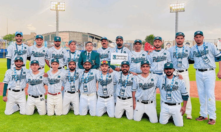 Pakistan crush India to reach West Asia Baseball Cup final