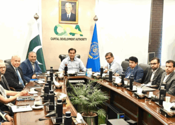 ADB delegation meets Chairman CDA to discuss sustainable development projects in Islamabad