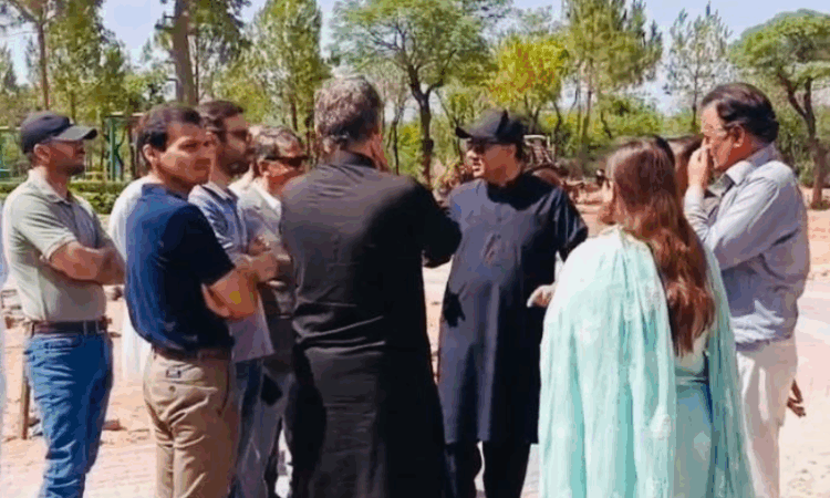 CDA Chairman reviews progress on 'Gardenia Hub' project at CDA nursery