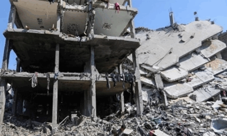 Israeli airstrike hits police station in Jabalia, killing 10 as Gaza death toll climbs to 44