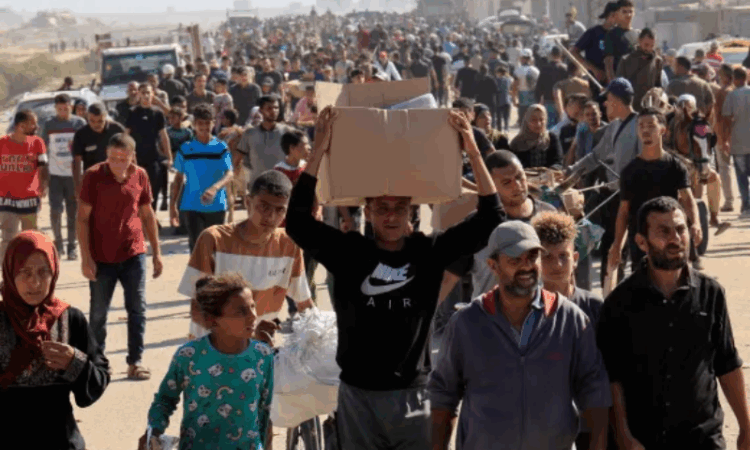 Israel bombs Gaza journalist’s home, killing at least 8