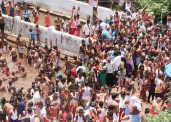 Six dead, dozens injured in stampede at Goa temple festival