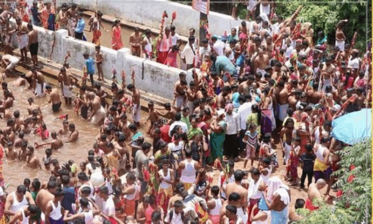 Six dead, dozens injured in stampede at Goa temple festival