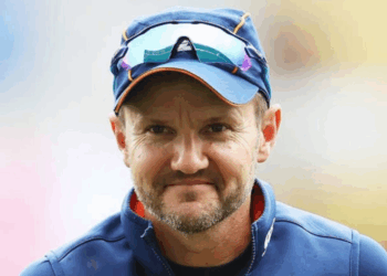 Selection based on role, not reputation, says new Pakistan coach Mike Hesson