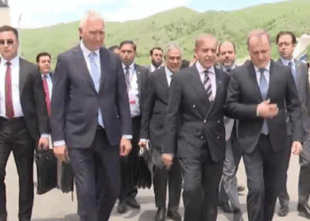 PM Shehbaz arrives in Lachin for Pakistan-Türkiye-Azerbaijan trilateral summit