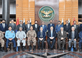 PM Shehbaz visits ISI headquarters, praises forces’ for dedication