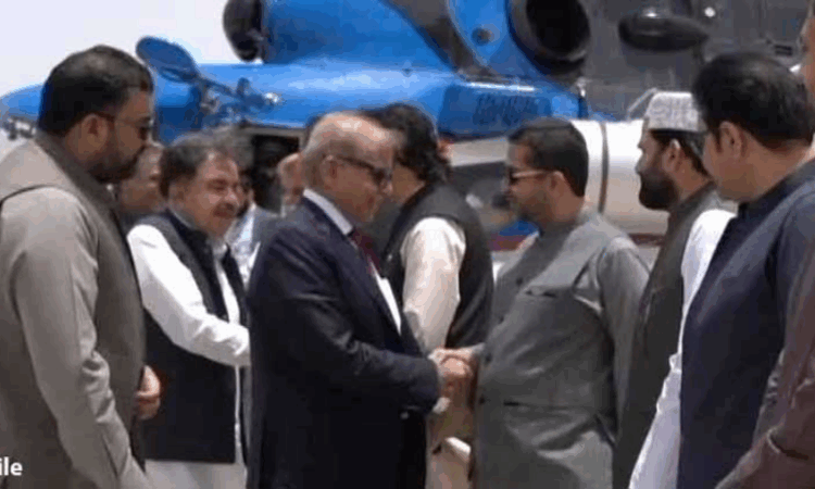 PM Shehbaz arrives in Quetta to review security after Khuzdar attack