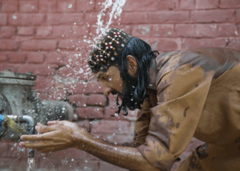 Severe heatwave grips Pakistan, temperatures to remain high through weekend