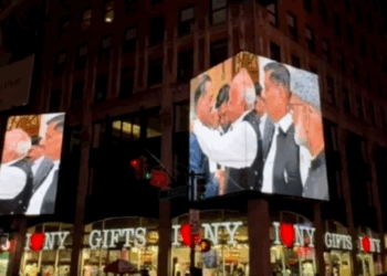 Field Marshal Asim Munir welcomed in US with Times Square tribute