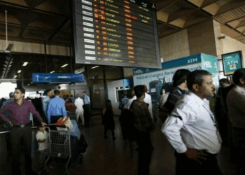 Over one million Pakistanis seek overseas employment in FY2024–25: Economic Survey