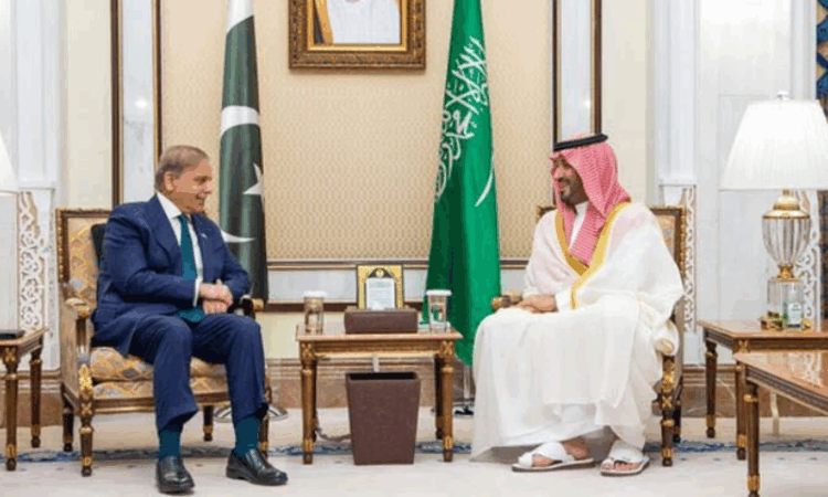 PM Shehbaz, Saudi Crown Prince discuss roadmap for expanding bilateral cooperation